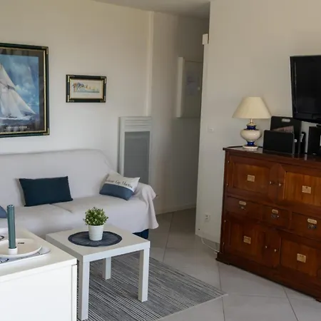 Au Soleil Couchant Apartament *